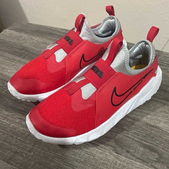 Nike Flex Runner 2 GS Road Running Shoes Youth Size 5.5Y Big Kids School NEW Red - Picture 1 of 5